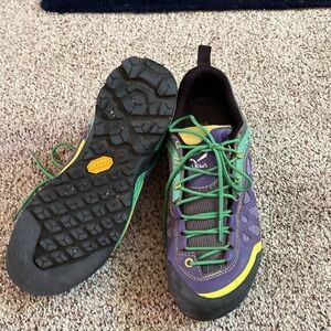 Salewa mountain trainer Women’s Firetail 3 size 7.5 shoes, waterproof, hiking